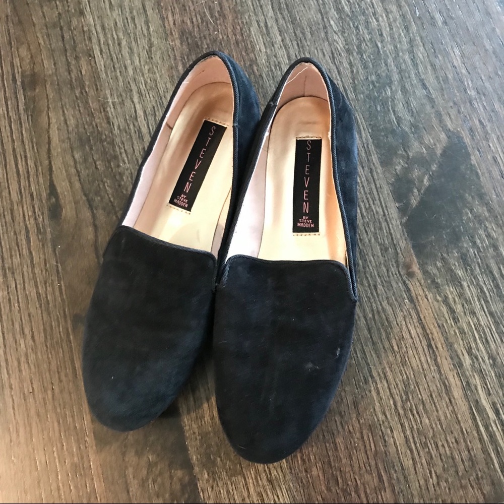 Steven by Steve Madden Black Velvet Loafer 5.5